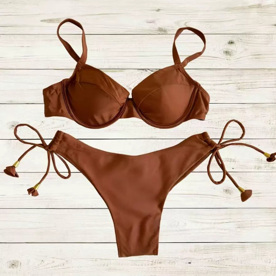 Biquíni-Fio-Dental-Meia-Taça-Com-Bojo