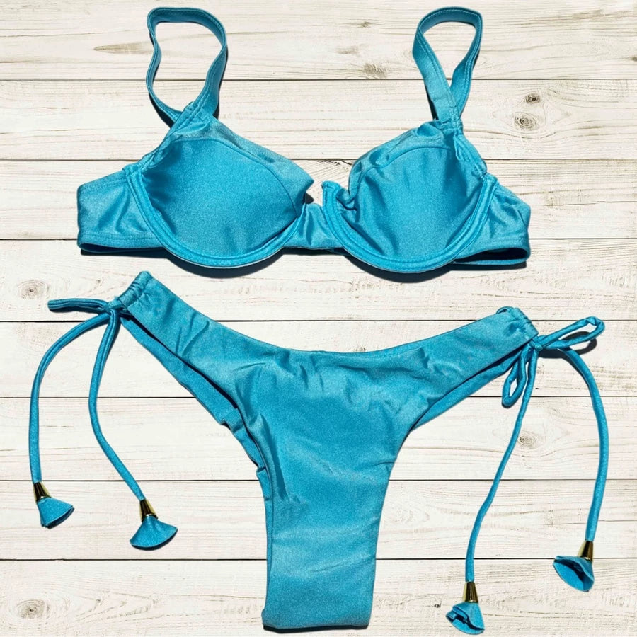 Biquíni-Fio-Dental-Meia-Taça-Com-Bojo