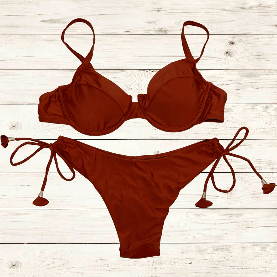 Biquíni-Fio-Dental-Meia-Taça-Com-Bojo