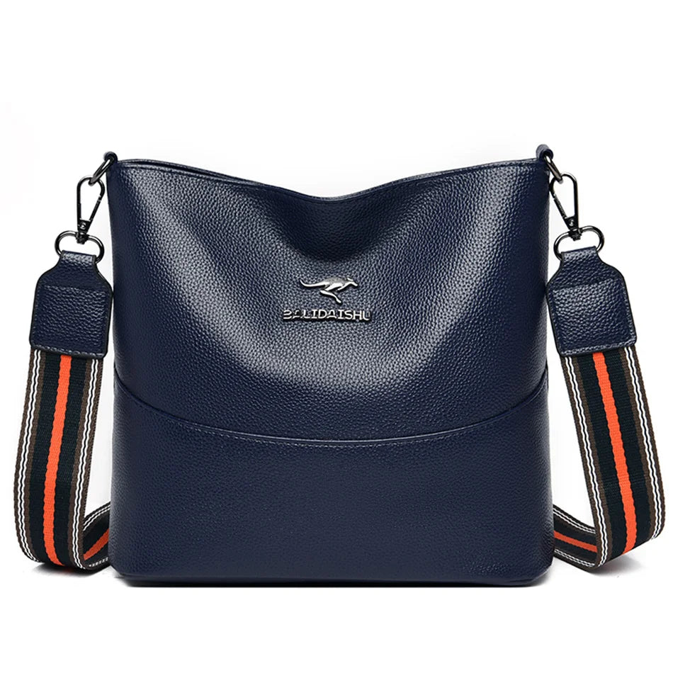 Bolsa-Feminina-de-Couro-Balli