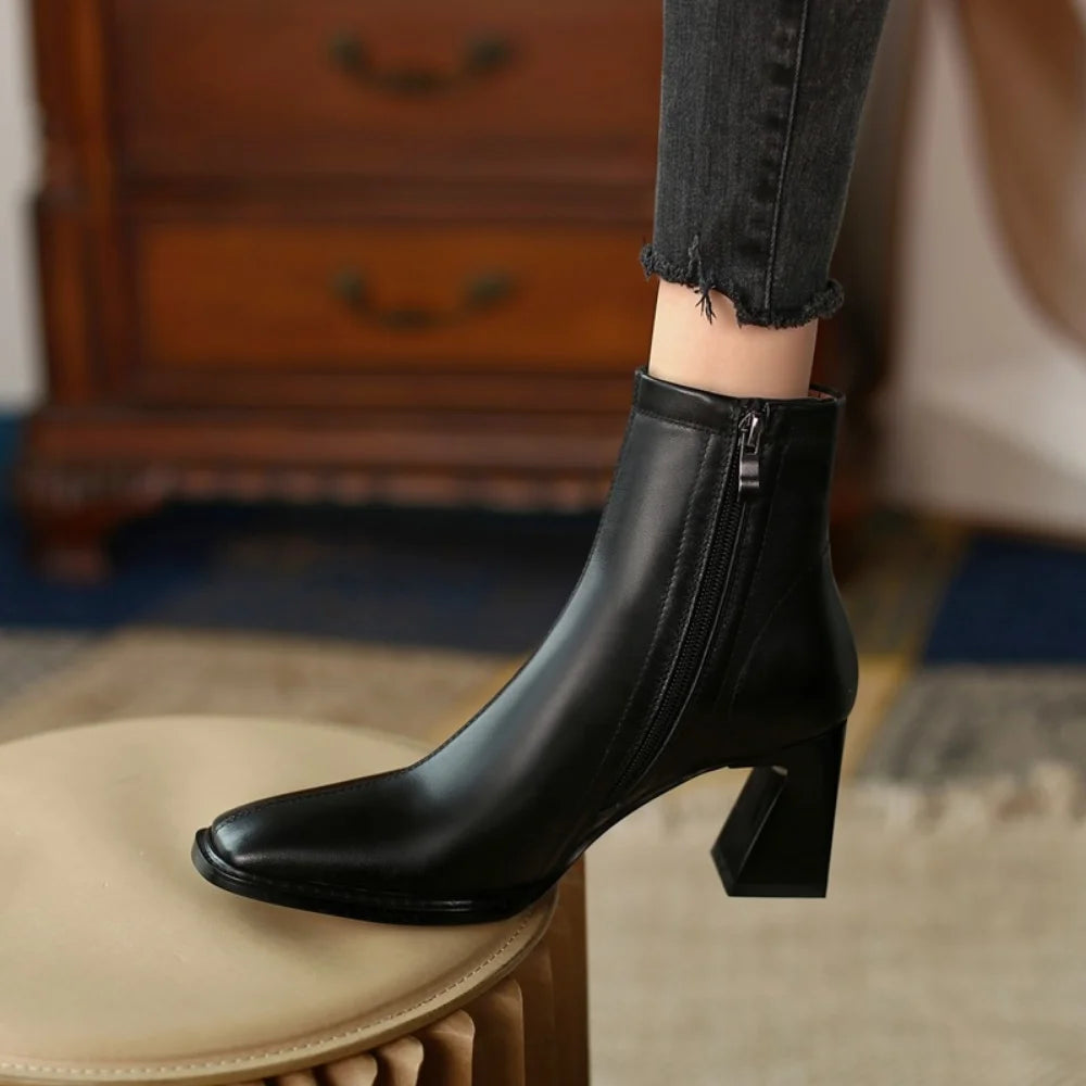 Bota-de-Couro-cano-Curto-Zaya-bellibrasil