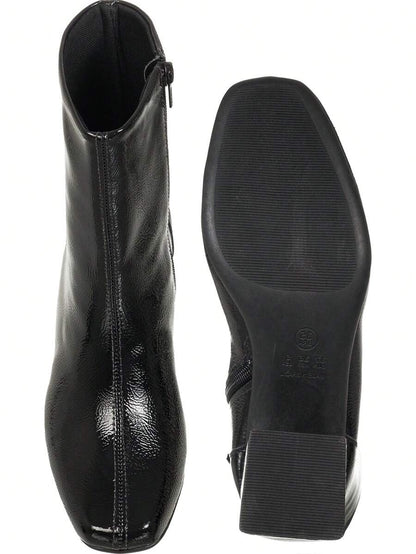 Bota Feminina Cano Curto Salto Quadrado