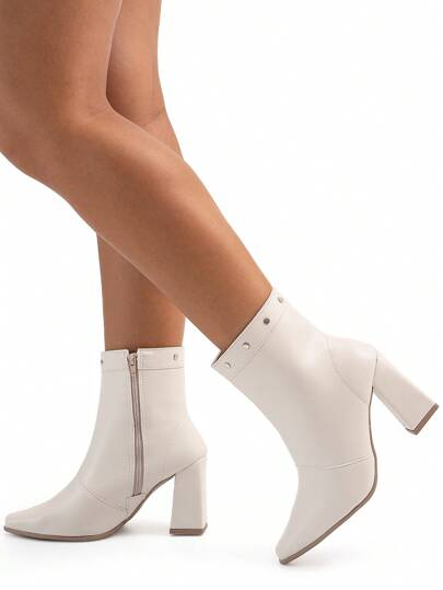 Bota-Feminina-Cano-Curto-Salto-Alto-Off-White