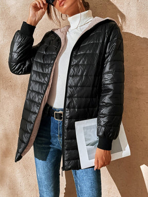 Casaco-Feminino-Puffer-com-Touca-Preta