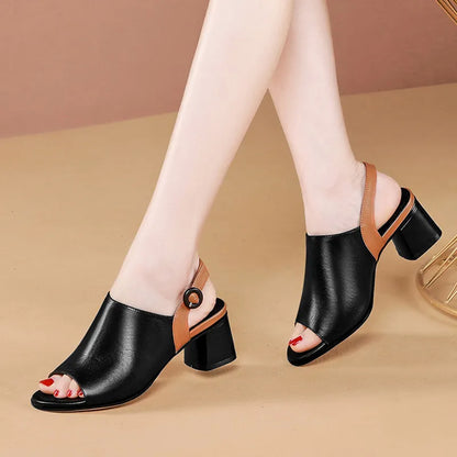 Sandália-Feminina-em-Couro-Peep-Toe