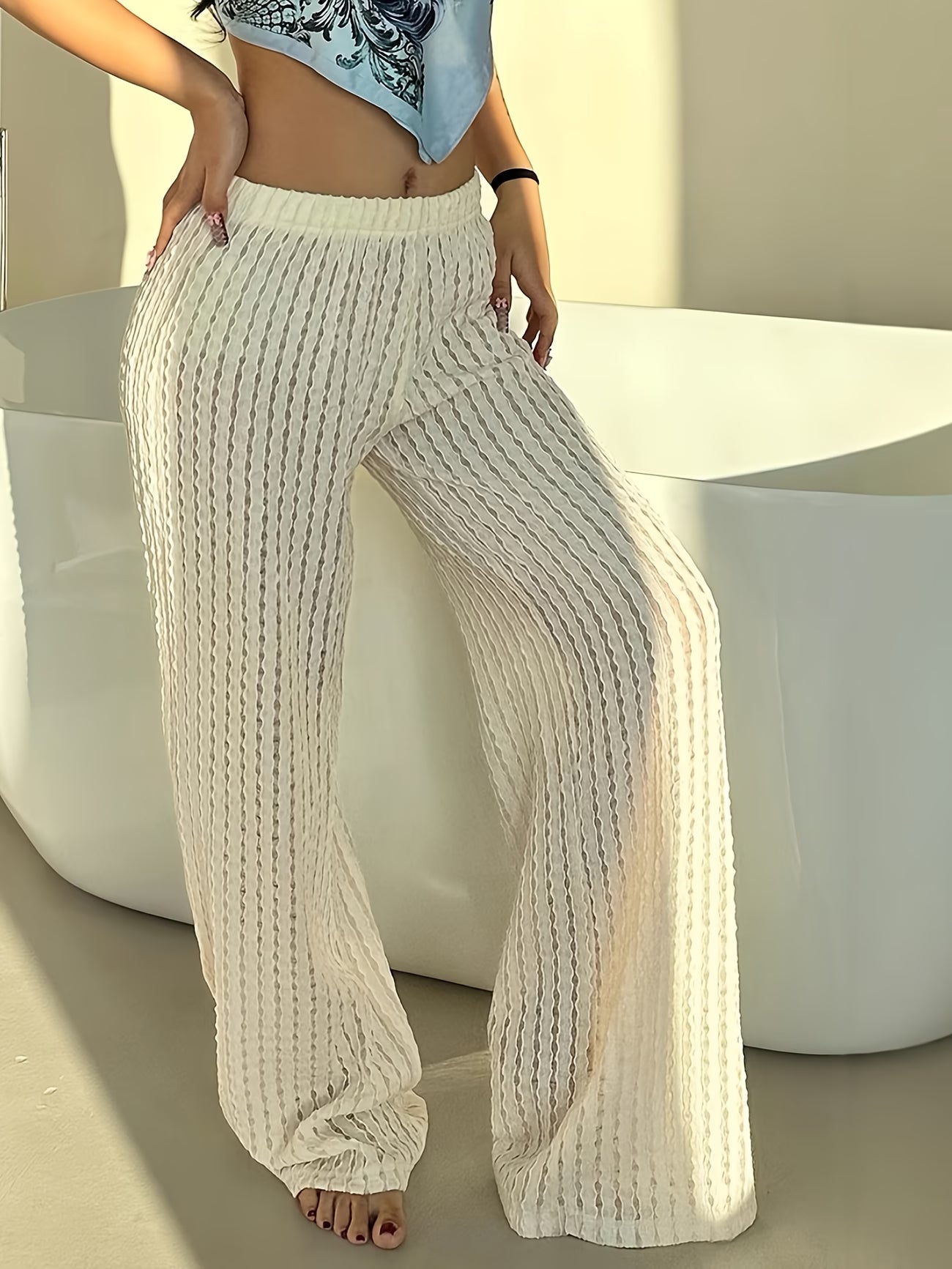 Saída-de-Praia-Calça-Branca-Textura-Vazada