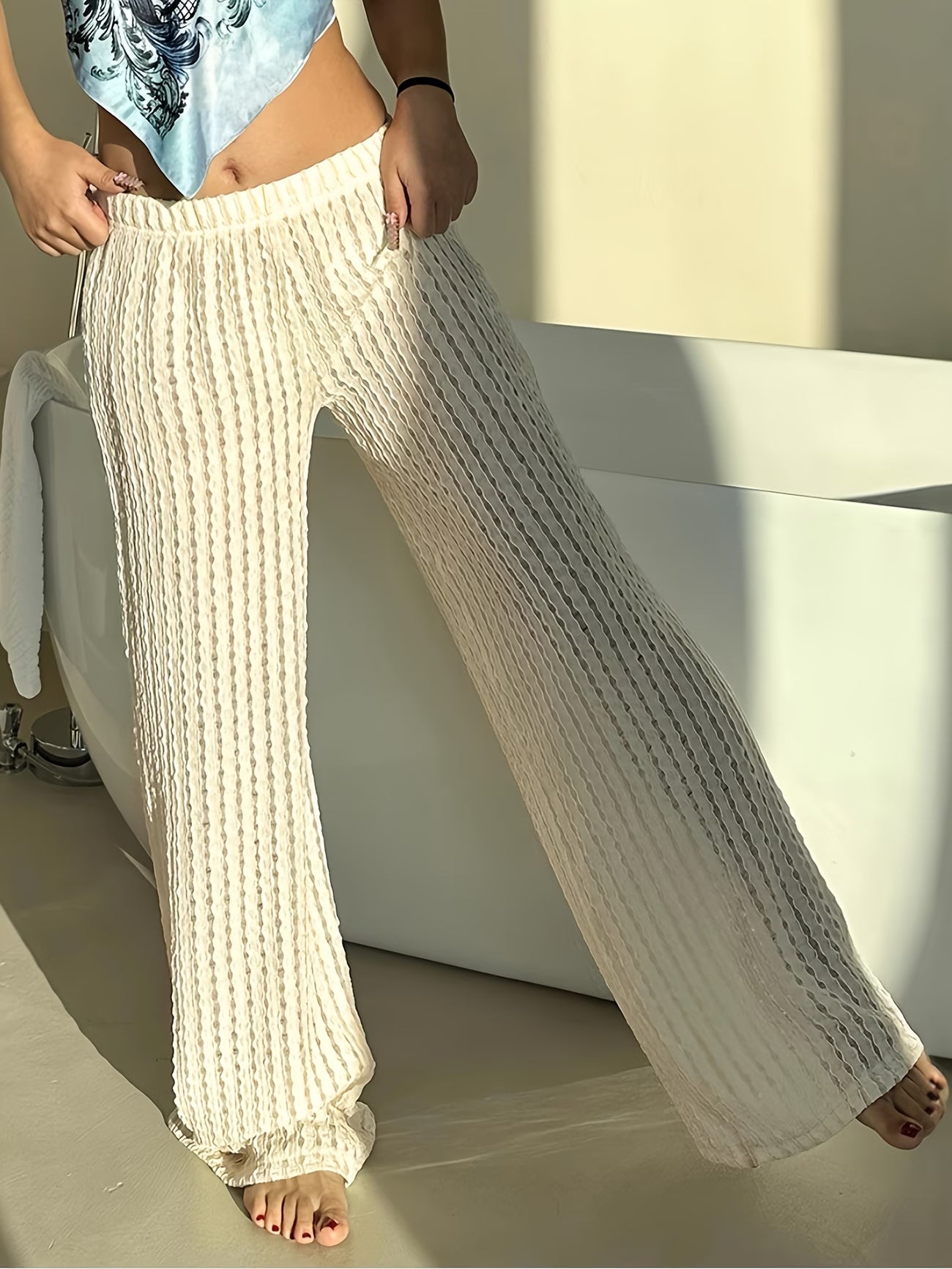 Saída-de-Praia-Calça-Branca-Textura-Vazada