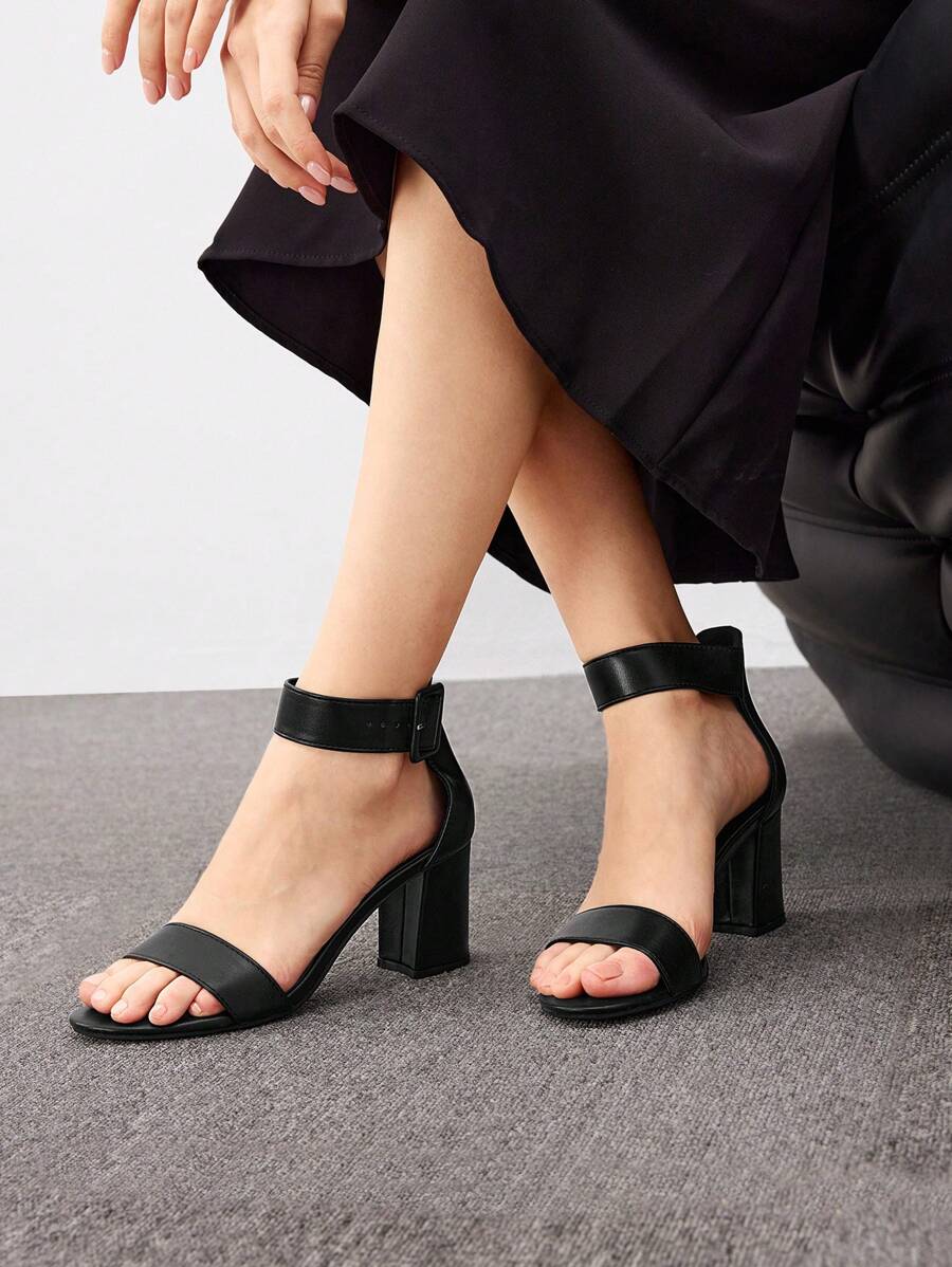 Sandália-Feminina-Lumma